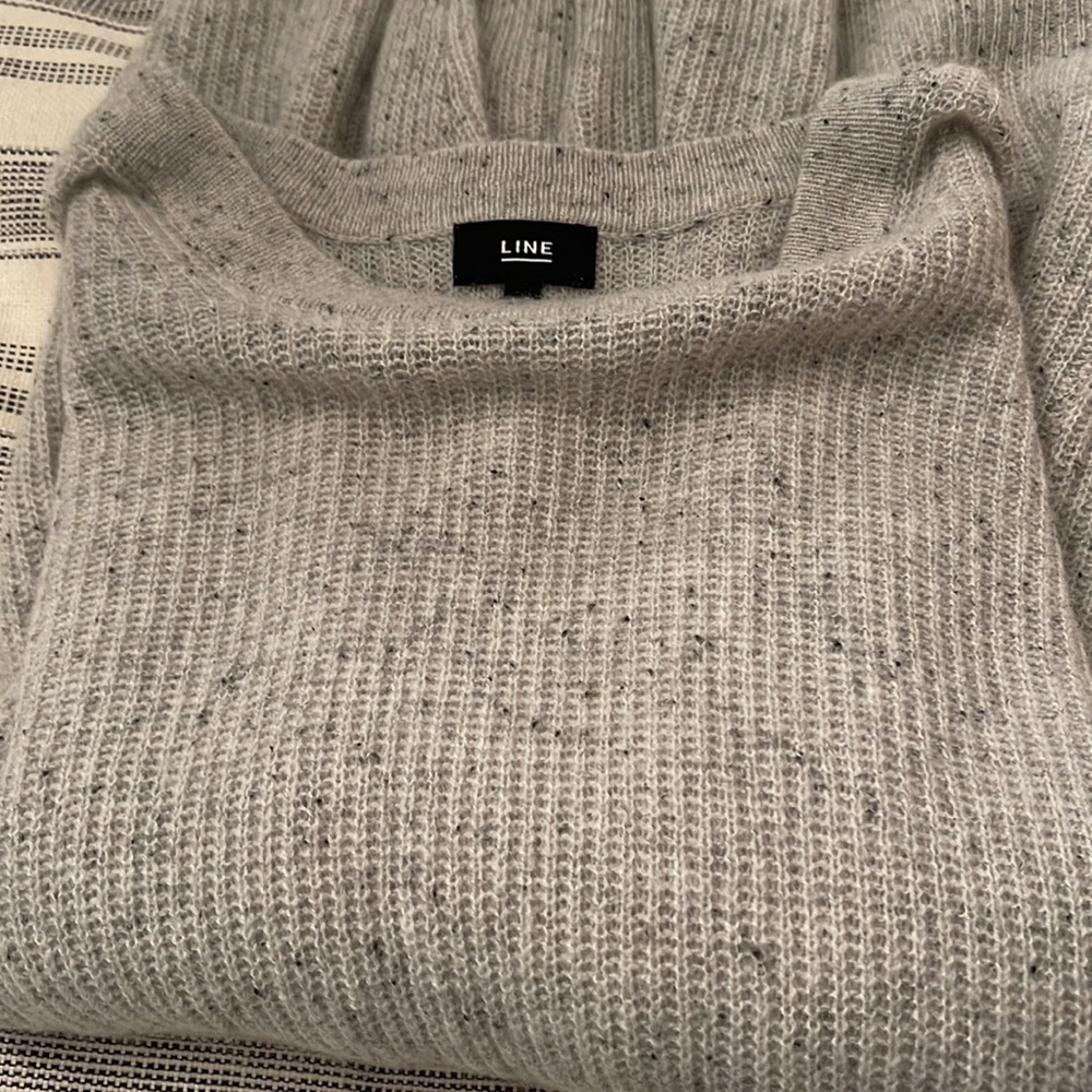 Line Sweater - Picture 2 of 7